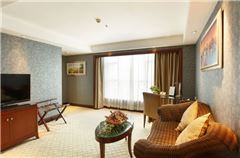 Business Queen Suite