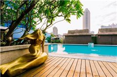 Outdoor swimming pool