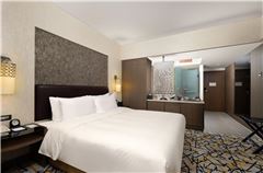 商务大床房