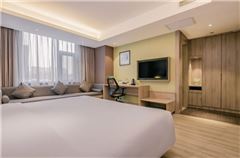 Superior Queen Room