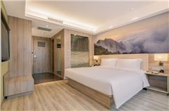 Superior Queen Room