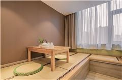 Executive Queen Room