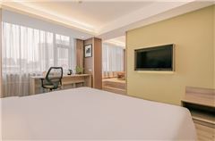Executive Queen Room