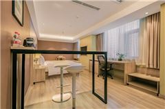 Executive Queen Room