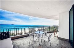 Full Ocean-view Multi-level Family Room