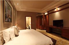 Castle Elegant Suite