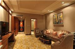 Castle Elegant Suite