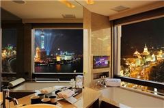 Shanghai River-view Room