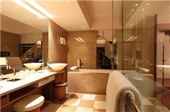 Yue Bund River-view Room