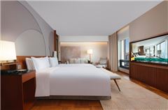Liang Bund River-view Twin Room