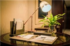 Executive Queen Room