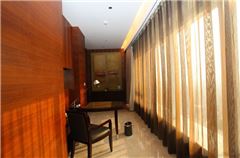 Mingshi Executive Queen Room