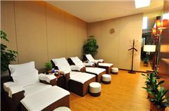 Fitness and entertainment facilities