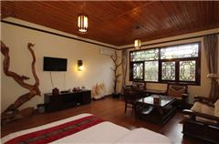 Mountain-view Triple Suite B