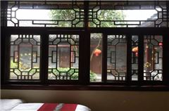 Deluxe Couple Room