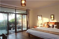 Mountain-view Balcony Family Suite A