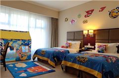 Family Twin Room