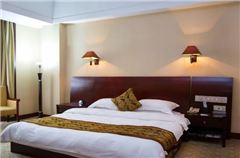 Standard River-view Queen Room