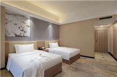 Premier Twin Room