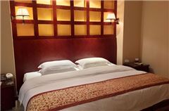 Superior Atrium-view Room
