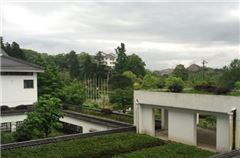 Près de l'hôtel