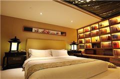 Duke Room