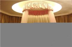 Honeymoon Suite