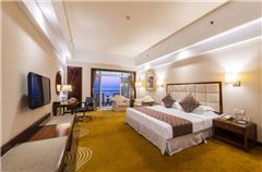Deluxe Lake-view Queen Room