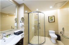 Executive Lake-view Twin Room