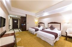 Deluxe Lake-view Twin Room
