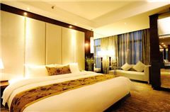 Deluxe Bay-view Suite
