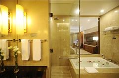 Deluxe Garden-view Twin Room