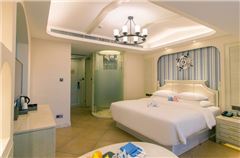 Thematic Hotspring Room