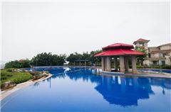 Outdoor swimming pool