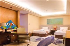 Deluxe Ocean-view Family Suite