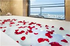 Grand Sea-View Suite
