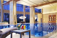 Indoor swimming pool