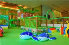 Aire de jeux pour enfants / club pour enfants