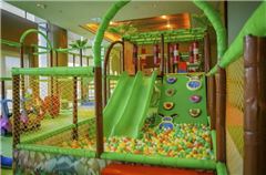 Aire de jeux pour enfants / club pour enfants