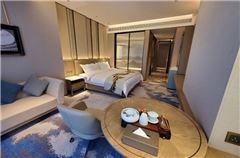 Executive Queen Room