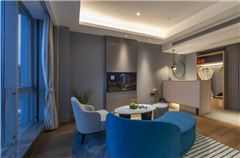 Executive Queen Room