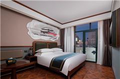 Leisure Time Queen Room