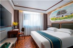 Exclusive Business Queen Room