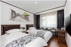 Sunshine Standard Room