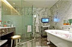 Executive River-view Suite