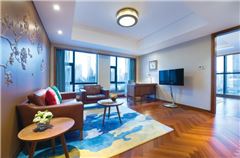 Executive Deluxe Suite