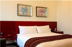 Superior Queen Room