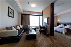 Deluxe Suite A