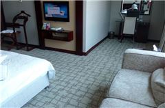 Deluxe Executive Queen Room