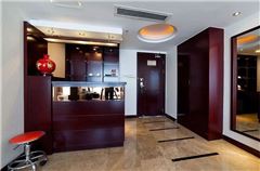 Deluxe Suite A